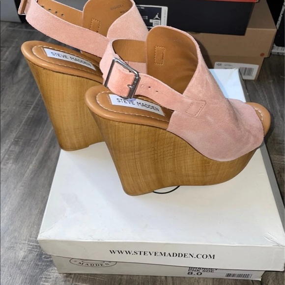Steve Madden Wedges - Picture 2 of 6